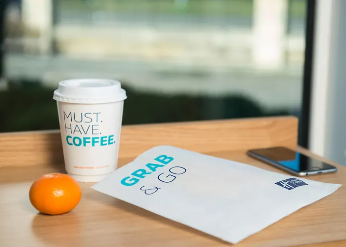 Готель Express Centre By Ihg 3*