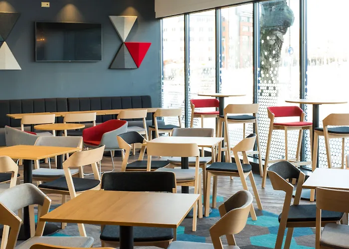 Готель Express Centre By Ihg Бристоль