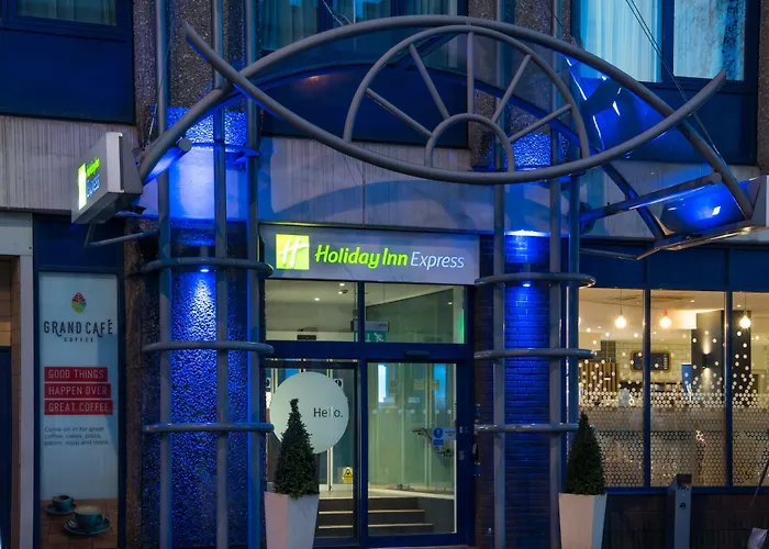 Express Centre By Ihg Готель Бристоль