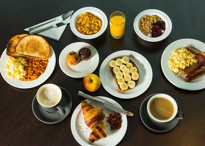 Готель Express Centre By Ihg 3*