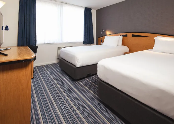 Express Centre By Ihg 3*