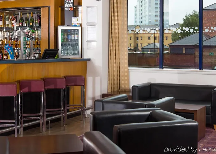 Готель Express Centre By Ihg Бристоль