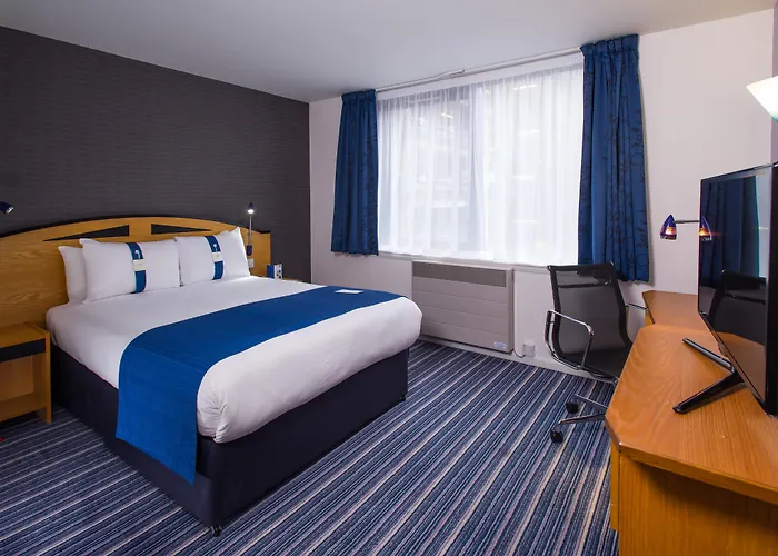 Hotell Express Centre By Ihg 3*