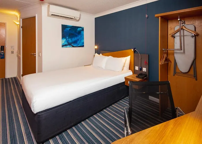 Hotell Express Centre By Ihg 3*