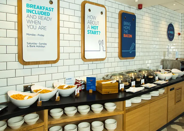 Hotell Express Centre By Ihg