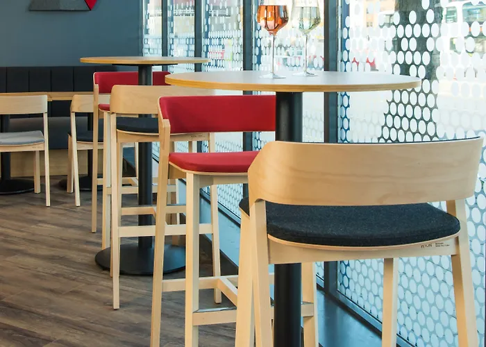 Express Centre By Ihg Hotell