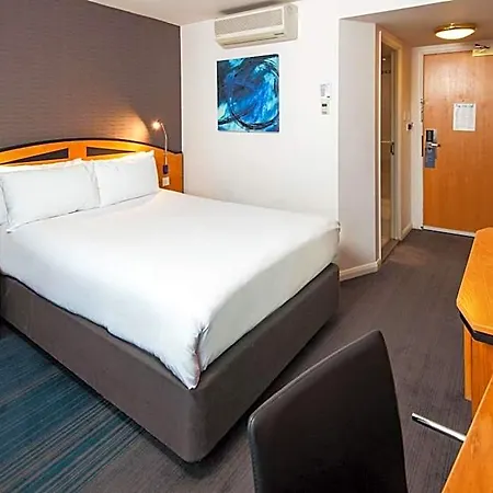 Express Centre By Ihg 3* Bristol