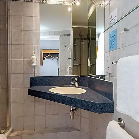 Hotel Express Centre By Ihg Bristol