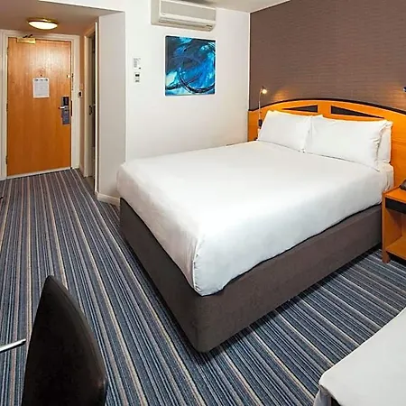 Express Centre By Ihg