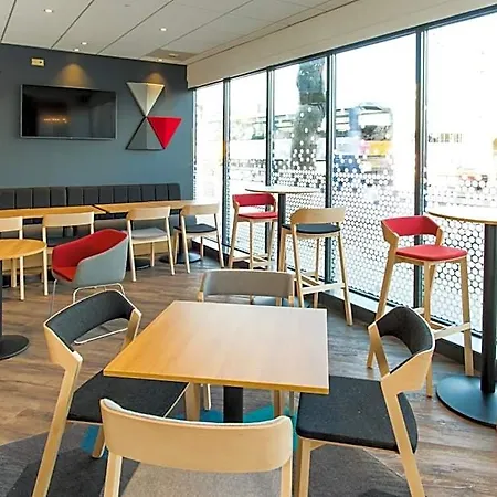 Express Centre By Ihg 3*