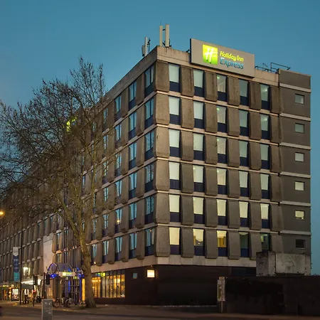 Express Centre By Ihg