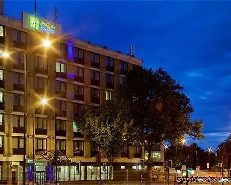 Hotell Express Centre By Ihg