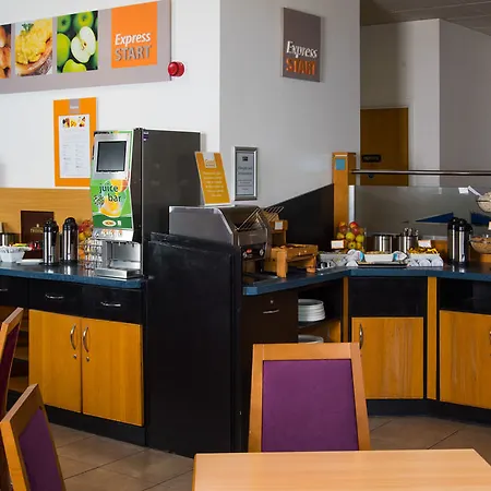 Express Centre By Ihg 3* Bristol
