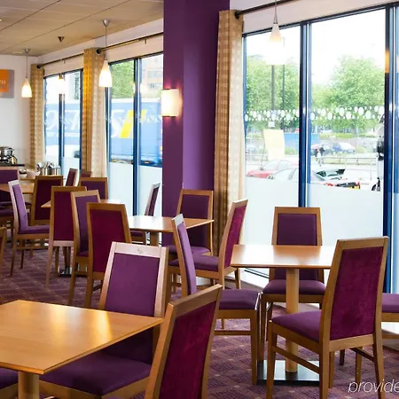 Express Centre By Ihg 3*