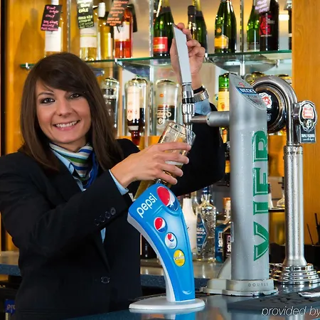 Express Centre By Ihg