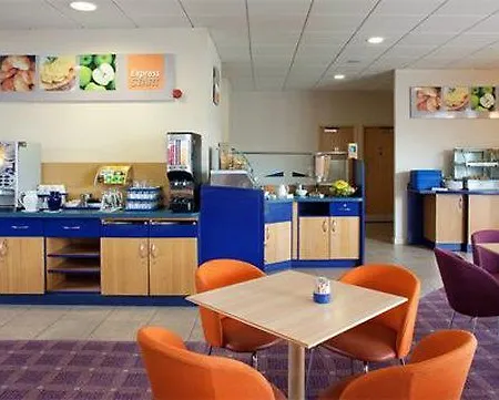 Express Centre By Ihg