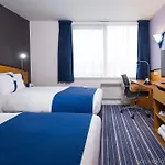 Express Centre By Ihg Hotel 3*