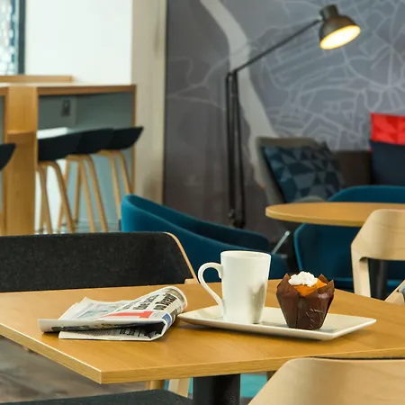 Express Centre By Ihg 3*