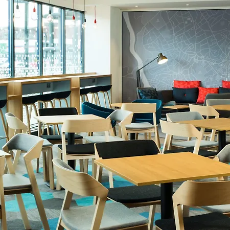 Express Centre By Ihg