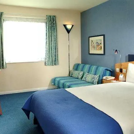 Express Centre By Ihg Hotel