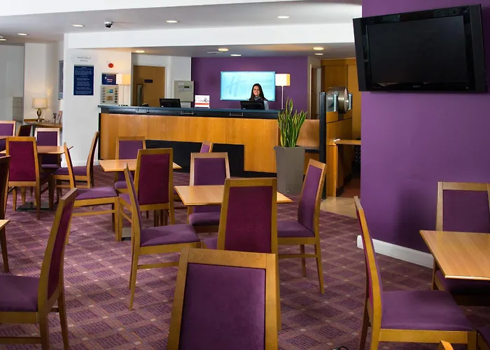 Express Centre By Ihg